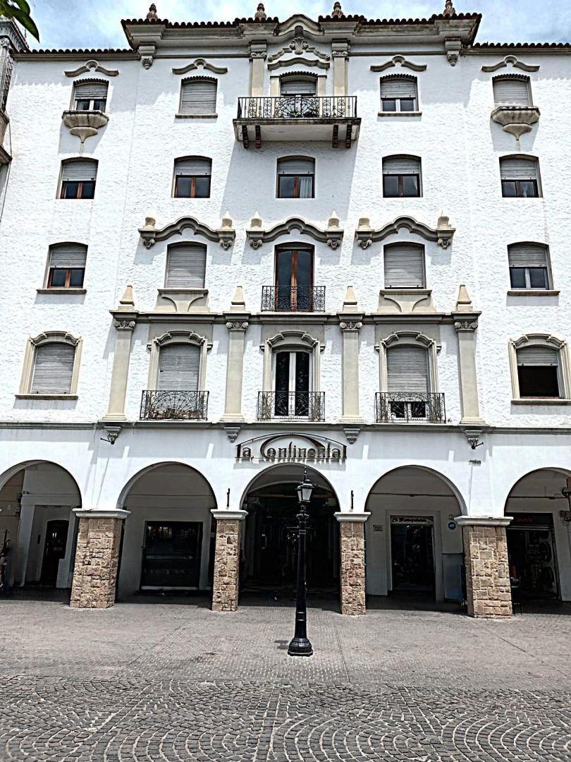 BARTOLOME MITRE 100