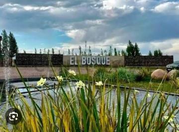 Terreno · 300m² · Venta de Lote. Barrio Privado El Bosque. Maipú.
