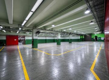 Depósito · 7100m² · Unico y Exclusivo Edificio Comercial/induestrial - Sobre Lote Propio de 3000 m² - 7100 m² Cubiertos