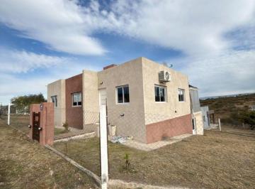 Casa de 6 ambientes, Villa Santa Cruz del Lago · Venta Casa de 2 Dorm. con Pileta con Vistas a Las Sierras en Villa Santa Cruz del Lago