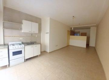 Departamento · 36m² · 1 Ambiente · Venta Monoambiente con Toilette y Patio, Flores