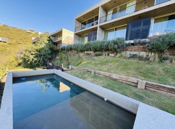 Casa · 280m² · 3 Ambientes · 2 Cocheras · ¡Venta! Hermosa Casa en La Deseada - 3 Dorm. ¡Con Escritura!