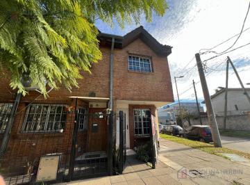 Casa · 65m² · 3 Ambientes · Duplex, 2 Dorm. en San Miguel