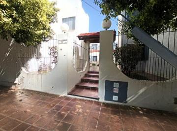 Departamento · 60m² · 4 Ambientes · 2 Dorm. en Planta Baja / 2 Patios y Alarma / Complejo Mari I