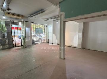 Local comercial · 70m² · Local en Alquiler