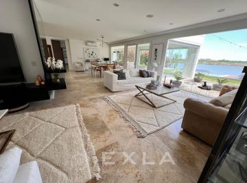Casa · 600m² · 5 Ambientes · 1 Cochera · Casa en Alquiler en El Golf, Nordelta, Tigre