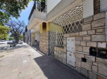 Departamento de 3 ambientes, Córdoba · Alquiler - Departamento 2 Dorm. - 1 Baño - Patio - B° Pueyrredon