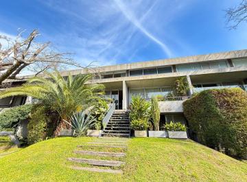 Departamento · 168m² · 4 Ambientes · 2 Cocheras · Departamento de 4 Ambientes en Venta, con Jardín - Las Lomas - Jockey, San Isidro