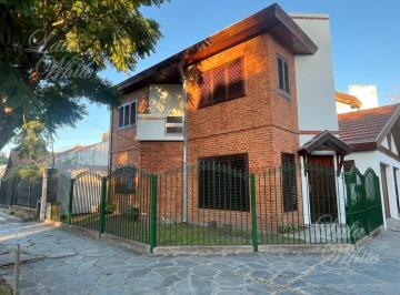 Casa · 118m² · 3 Ambientes · 1 Cochera · Dúplex en Venta en Vicente López Al 1000 Monte Grande