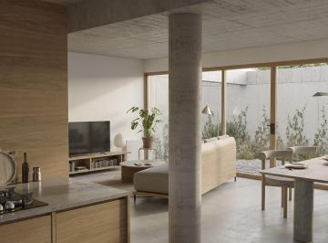 Casa · 127m² · 7 Ambientes · 1 Cochera · Casa de 3 Dorm. con Cochera, Patios y Terraza con Pileta