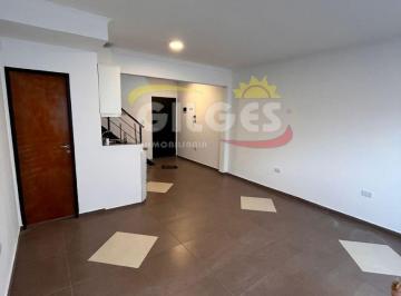 Departamento · 90m² · 2 Ambientes · Departamento 2 Amb C/terraza Propia en Ramos Mejia Apto Profesional