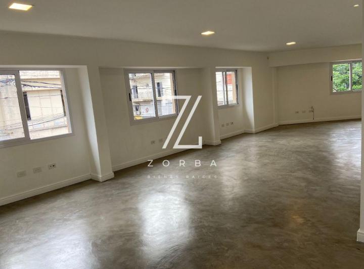 Oficina comercial · 75m² · 4 Ambientes
