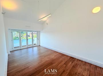 Local comercial · 125m² · 5 Cocheras · Local en Alquiler