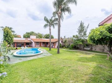 Casa · 300m² · 4 Ambientes · 4 Cocheras · Chalet + Dpto 2 Ambientes Venta Ramos Mejia