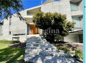 Casa · 600m² · 8 Ambientes · 1 Cochera · Casa en Alquiler en Santa Barbara, Tigre, G. B. a. Zona Norte