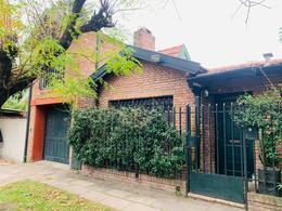 Casa · 160m² · 4 Ambientes · 1 Cochera · Casa en Venta en Hurlingham