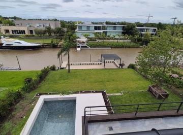 Casa · 500m² · 9 Ambientes · 2 Cocheras · Casa Muy Linda - El Yacht