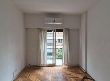 Departamento · 45m² · 2 Ambientes · Alquiler 2 Ambientes Al Frente con Balcón Recoleta