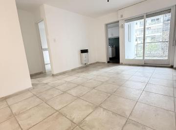 Foto · Bv Chacabuco 380 - 1 Dorm - Balcon - Coc Separada - Living Amplio