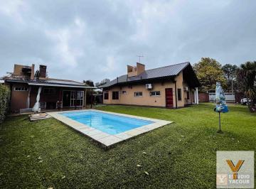 Casa · 235m² · 4 Ambientes · 2 Cocheras · Casa en Venta - 3 Dorm. 2 Baños - Cochera - 792 m² - Villa Elisa, La Plata