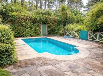 Casa · 400m² · 7 Ambientes · 2 Cocheras · Venta | Av Enrique Shaw 1400 / Casa / 7 Ambientes / Pinamar