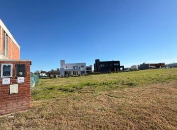 Terreno · 651m² · Lote en Venta B° Village Plaza