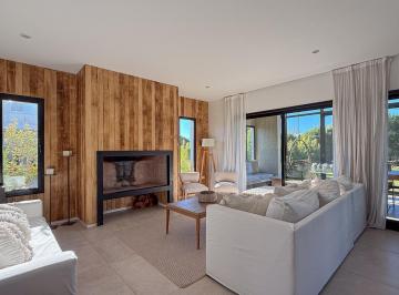 Casa · 502m² · 6 Ambientes · 3 Cocheras · Casa en Venta con Muebles 3 Dorm. Escritorio en Carpinchos Nordelta