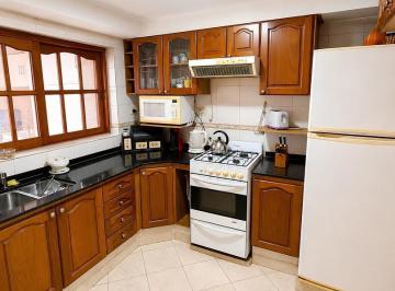 Casa · 111m² · 5 Ambientes · 1 Cochera · Casa Venta en Ciudadela, Lote Propio, Tres de Febrero