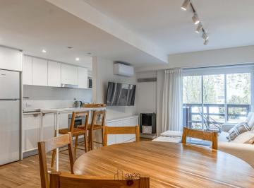 Departamento · 55m² · 2 Ambientes · Departamento en Alquiler 24 Meses 2 Ambientes Güemes Reciclado