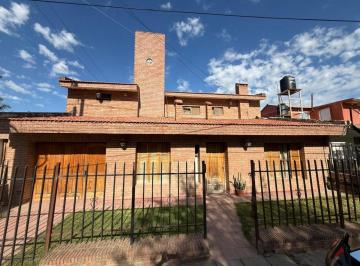 Casa · 339m² · 4 Ambientes · 1 Cochera · Casa Barrio Norte Juarez Celman Para Inversion
