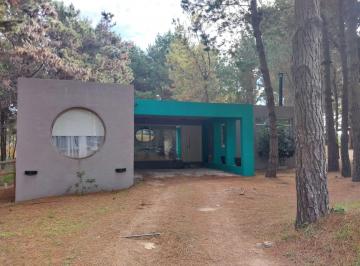 Casa · 250m² · 4 Ambientes · 2 Cocheras · Casa en Costa Esmeralda Barrio Senderos I