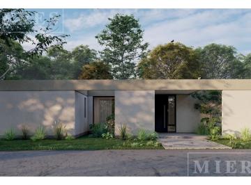Casa · 141m² · 4 Ambientes · 1 Cochera · Casa en Venta en Los Alcanfores