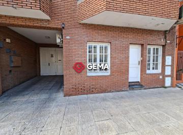 Departamento · 3 Ambientes · Departamento 1 Dormitorio Amoblado en Caseros y Laprida