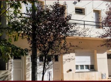 PH · 75m² · 3 Ambientes · Alquiler 24 Meses. PH 3 Ambientes con Dependenca en Planta Alta. Zona Guemes