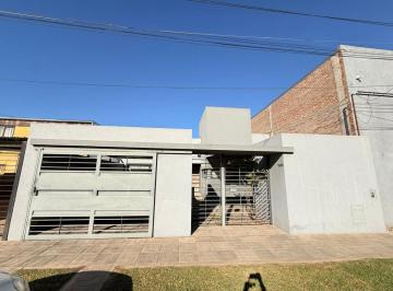 imagen1 · Casa de 2 Dorm. con Piscina en Recreo