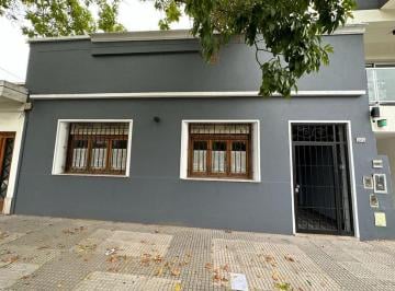 PH de 4 ambientes, Saavedra · Magnifico PH Al Frente, 2 Patios, Terraza