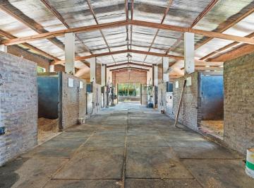 Campo · 4655m² · 10 Dormitorios · 50 Cocheras · Vende Hipico de 10 Ha en Francisco Alvarez Moreno
