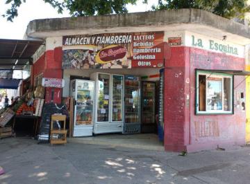 Local comercial · 230m² · Local en Venta con Departamento en Planta Alta Longchamps