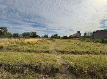 Terreno · 478m² · Terreno Alelies Entre Berton y Av Uruguay