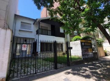 Casa de 4 ambientes, San Fernando · Chalet de Dos Plantas en San Fernando Centro
