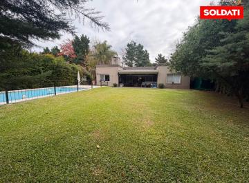 Casa · 120m² · 5 Ambientes · Casa en Venta Barrio Roble Joven, 3 Dorm. Mas Playroom/escritorio