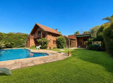 Casa · 200m² · 4 Ambientes · Casa en Venta y Alquiler Anual - un Lote Central - Miraflores Country Club
