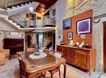 Casa · 350m² · 6 Ambientes · 1 Cochera · Venta Casa 6 Ambientes Dependencia Cochera Villa Crespo
