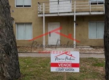 Casa · 290m² · 2 Ambientes · Complejo de Departamentos en Ostende
