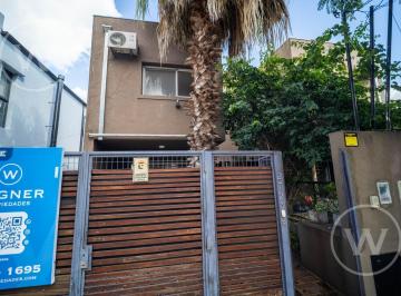 Casa · 130m² · 4 Ambientes · 1 Cochera · Duplex 3 Dorm.