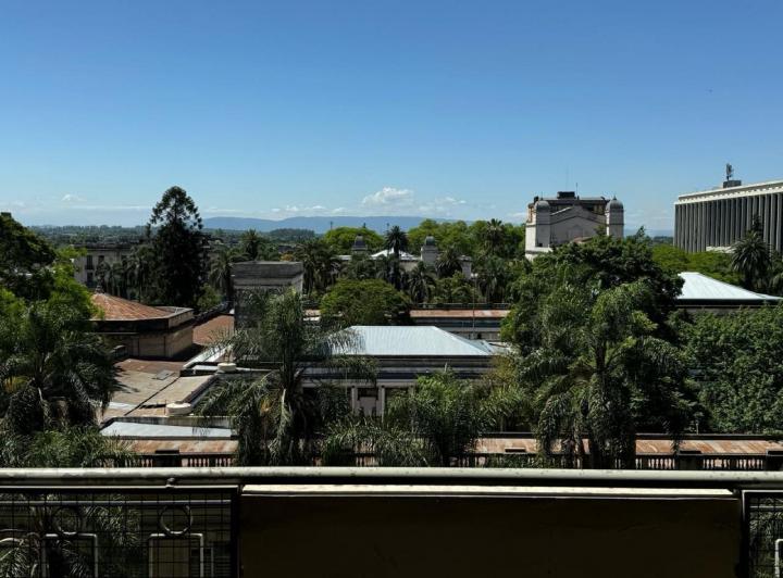 Departamento · 250m² · 5 Ambientes