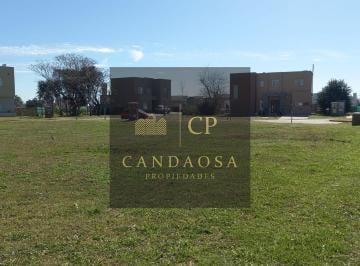 Terreno · 596m² · Glm. Venta de Lote Espacio Verde en Santa Lucia