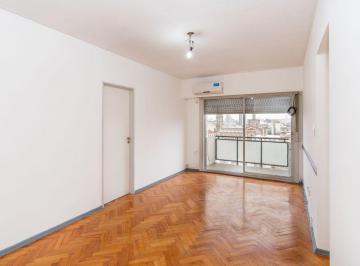 Departamento de 3 ambientes, Almagro · Castro Barros 100 - Almagro - Departamento de 3 Ambientes - Vista Abierta Al Frente