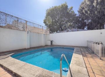 Departamento · 60m² · 3 Ambientes · Departamento 3 Ambientes Alquiler con Balcon. Pileta. Jardin.