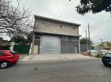 Depósito · 240m² · 4 Cocheras · Alquiler Galpon de 480 m² - Loma Hermosa